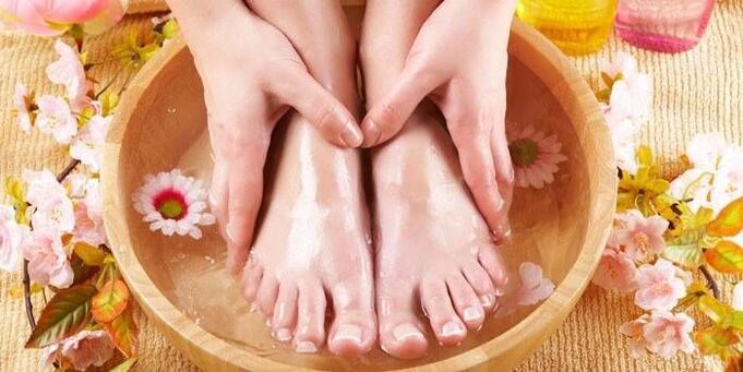 Efecto de los baños contra los hongos en las uñas.