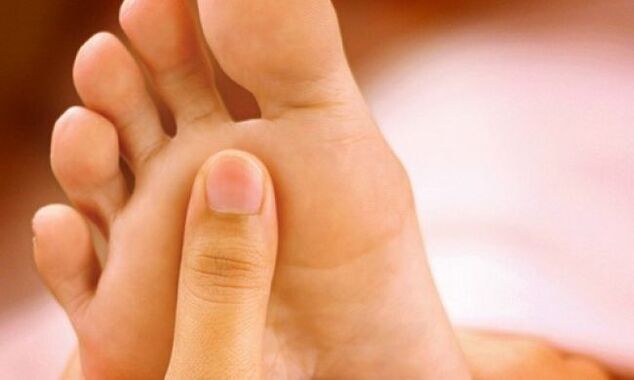 Hongos en las uñas y los pies.